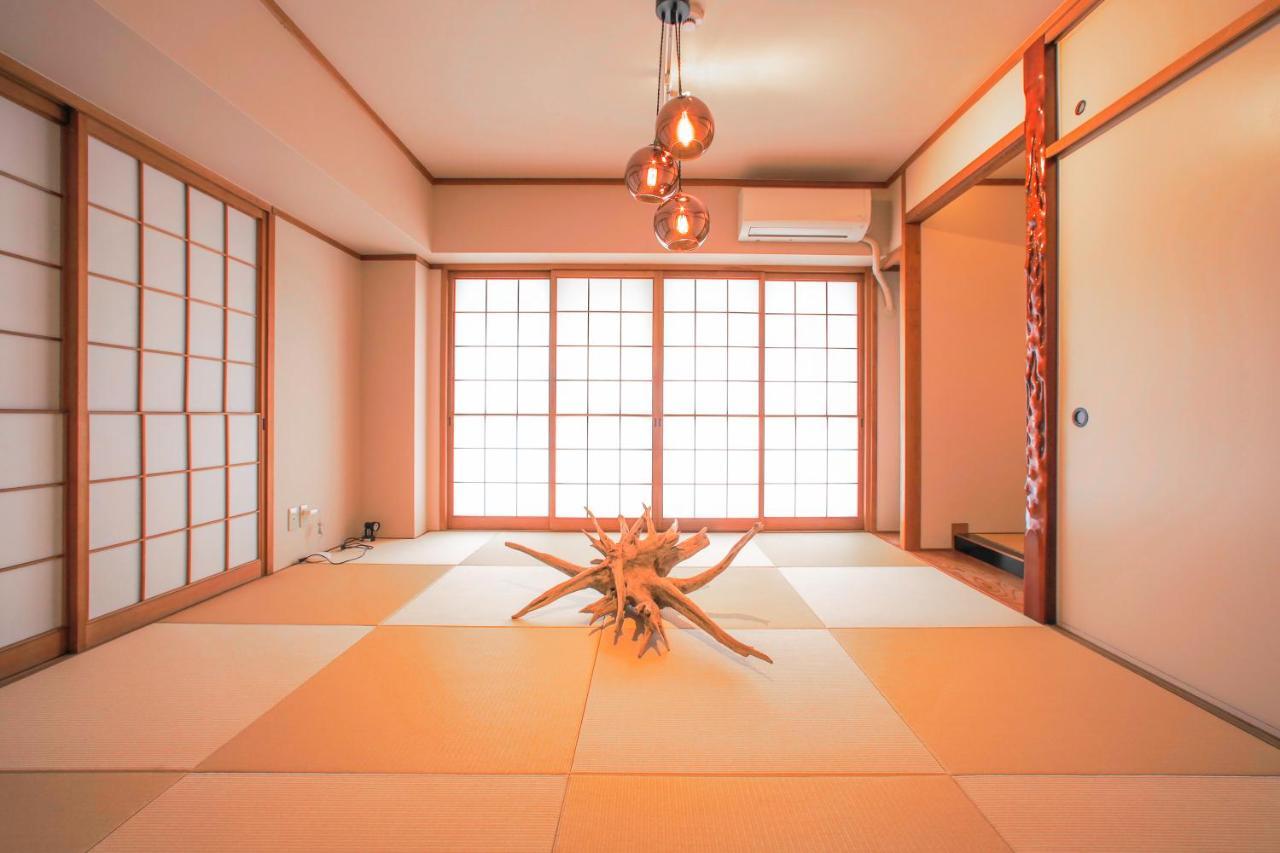 D3 Hotel Gallery3 Osaka Bagian luar foto