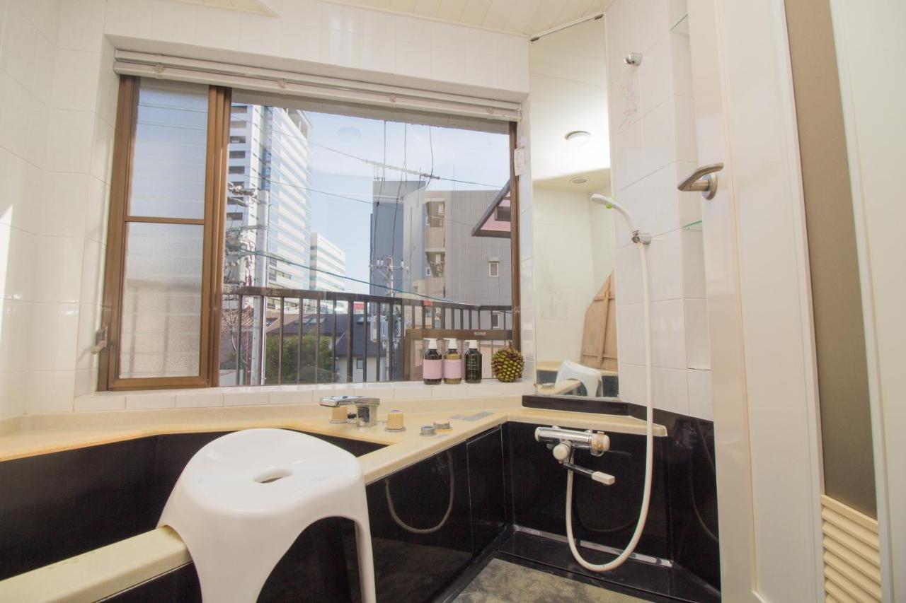 D3 Hotel Gallery3 Osaka Bagian luar foto